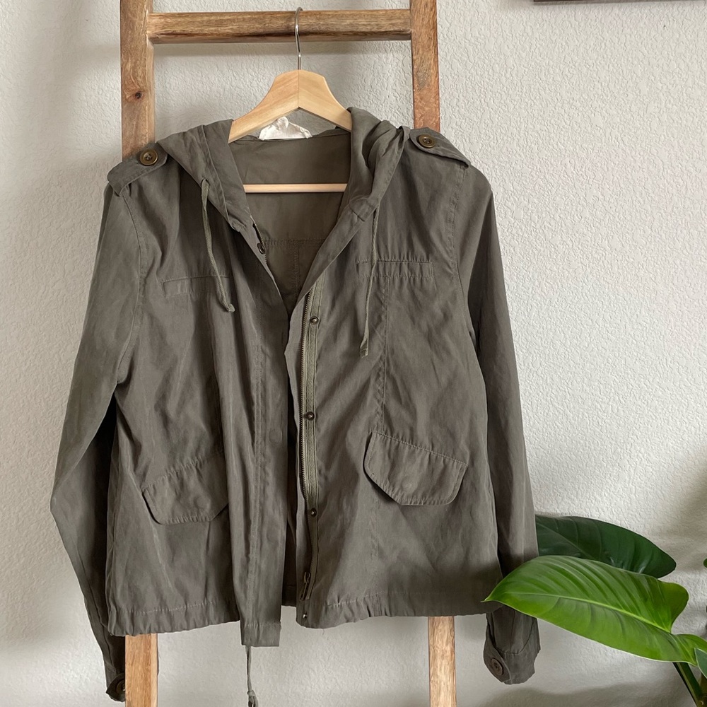 Sweet Wanderer | Green Crop Zip Up Jacket